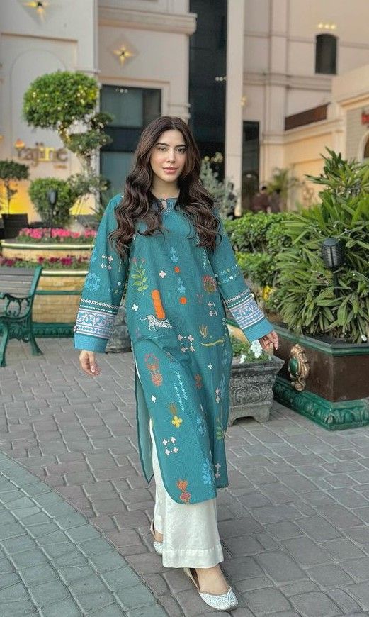 Embrace Elegance: The Timeless Charm of Kurtis