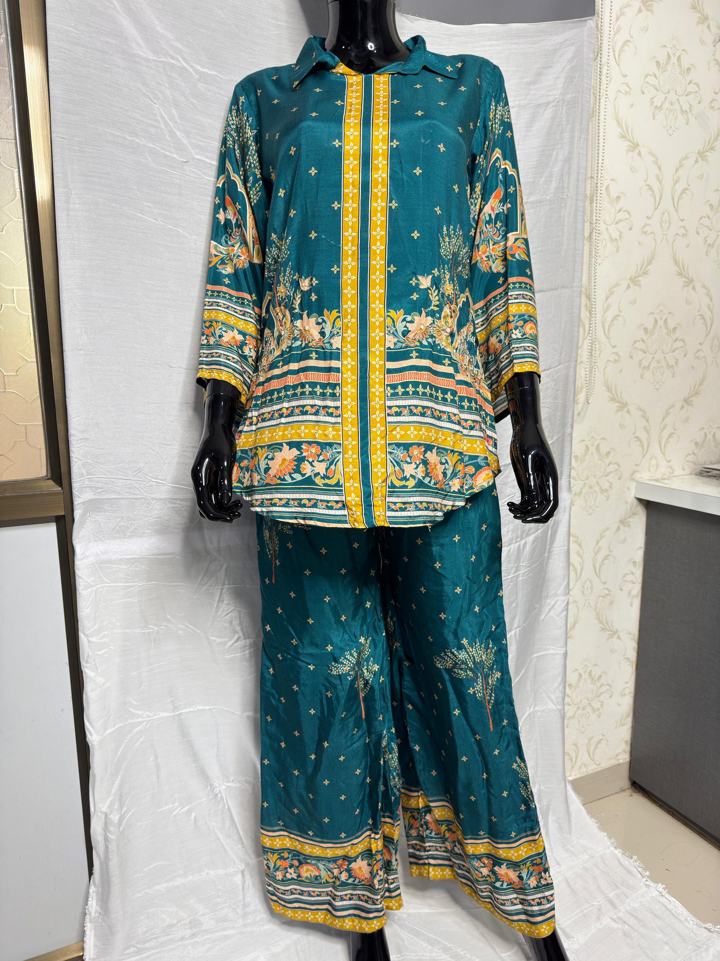 Elegant Floral Print Muslin Co-ord Set β Teal & Yellow