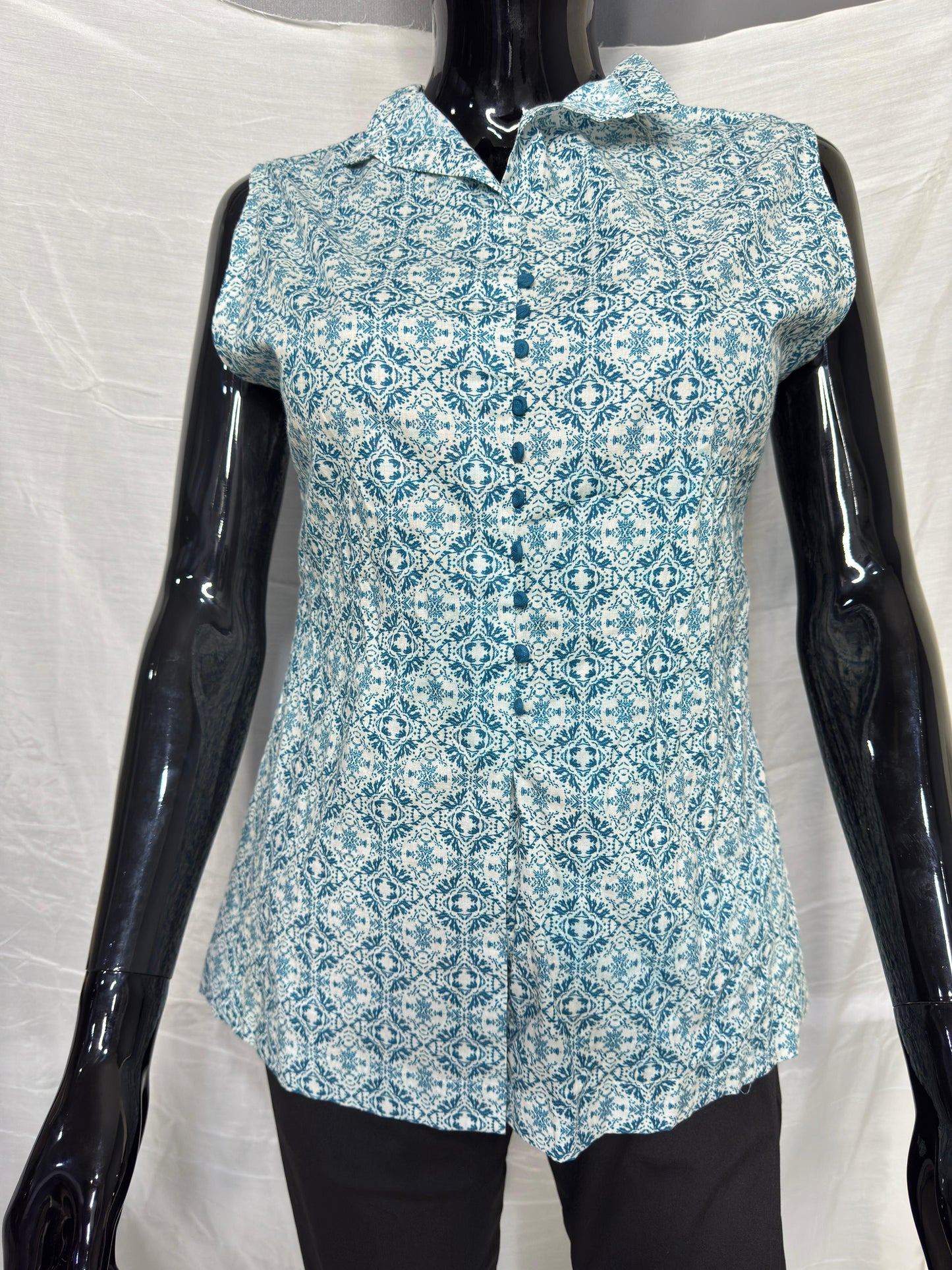 Pure Rayon Sleeveless Printed Shirt Top in Blue Geometric Motif