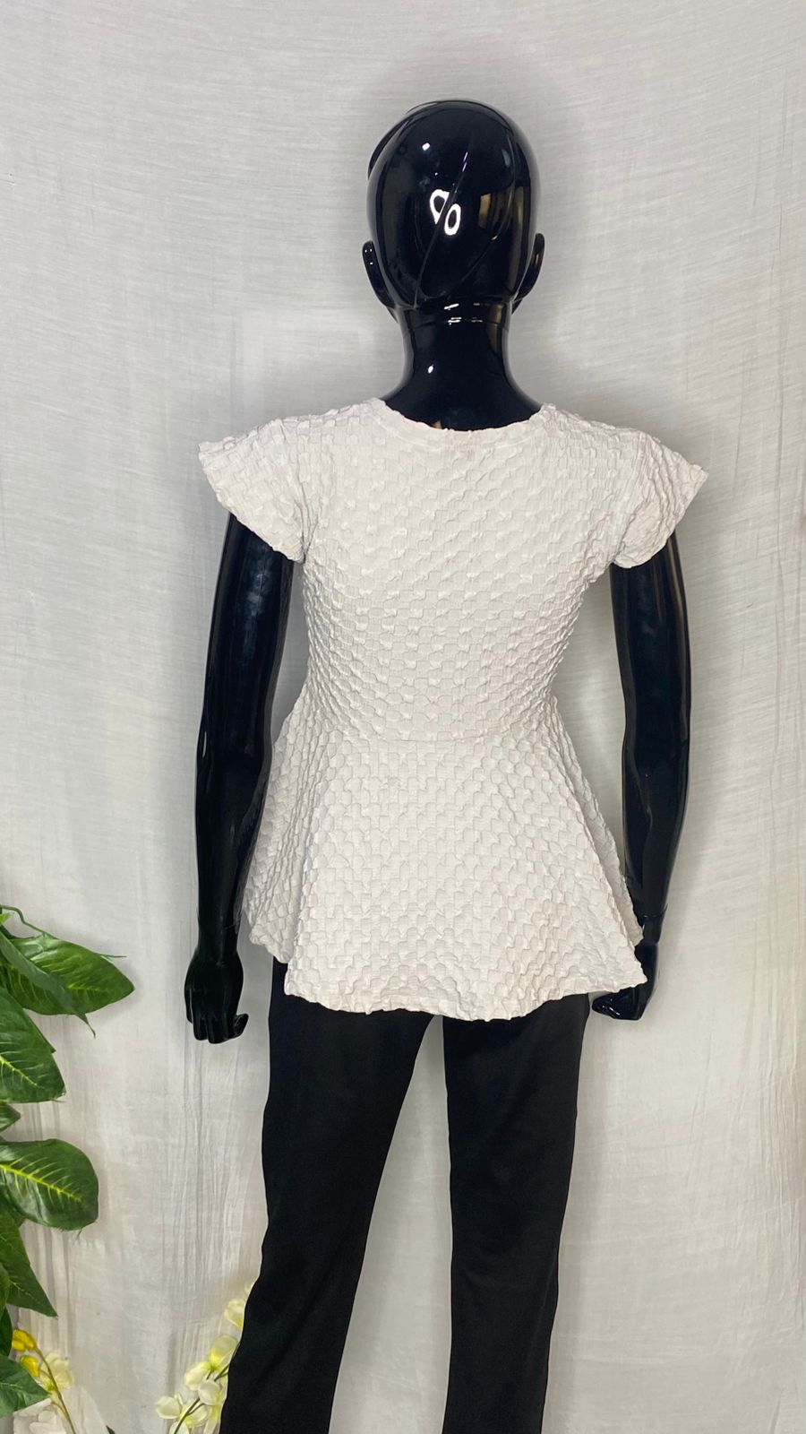 Imported Textured Peplum Top – Elegant Short Sleeve V-Neck Women’s Top